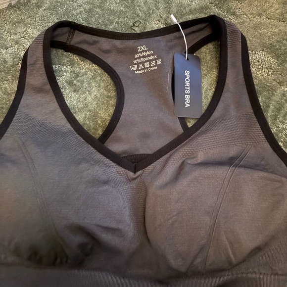 Sports bras in various colors size 2x. Some NWT some preloved. - Picture 6 of 14